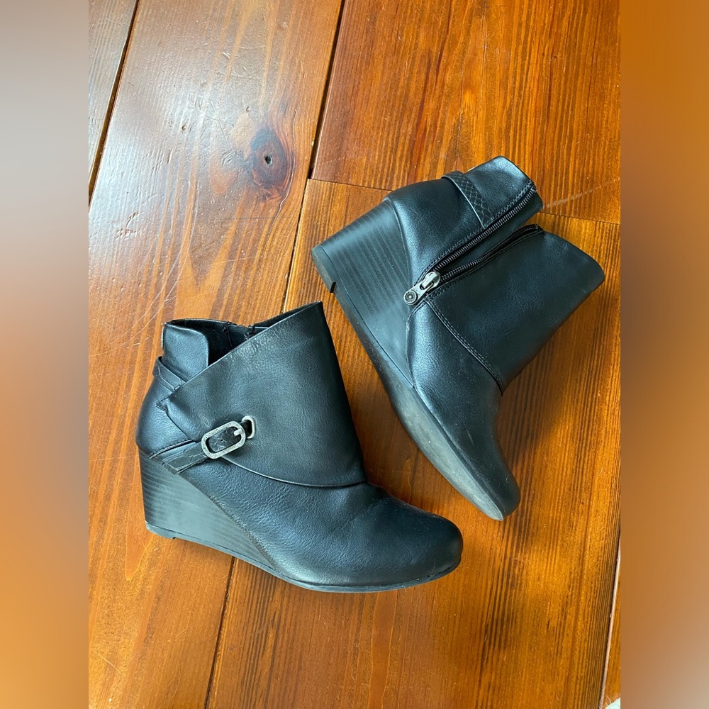 bootie heels from blowfish malibu !!